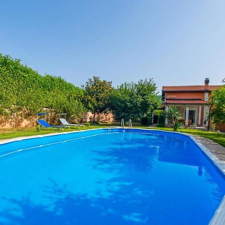 Holiday Home Narona Mostar Exteriör bild