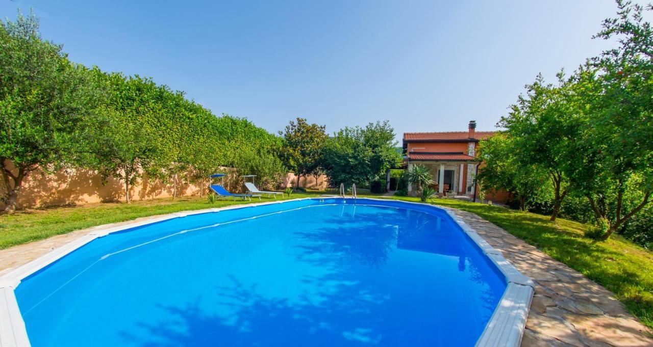 Holiday Home Narona Mostar Exteriör bild