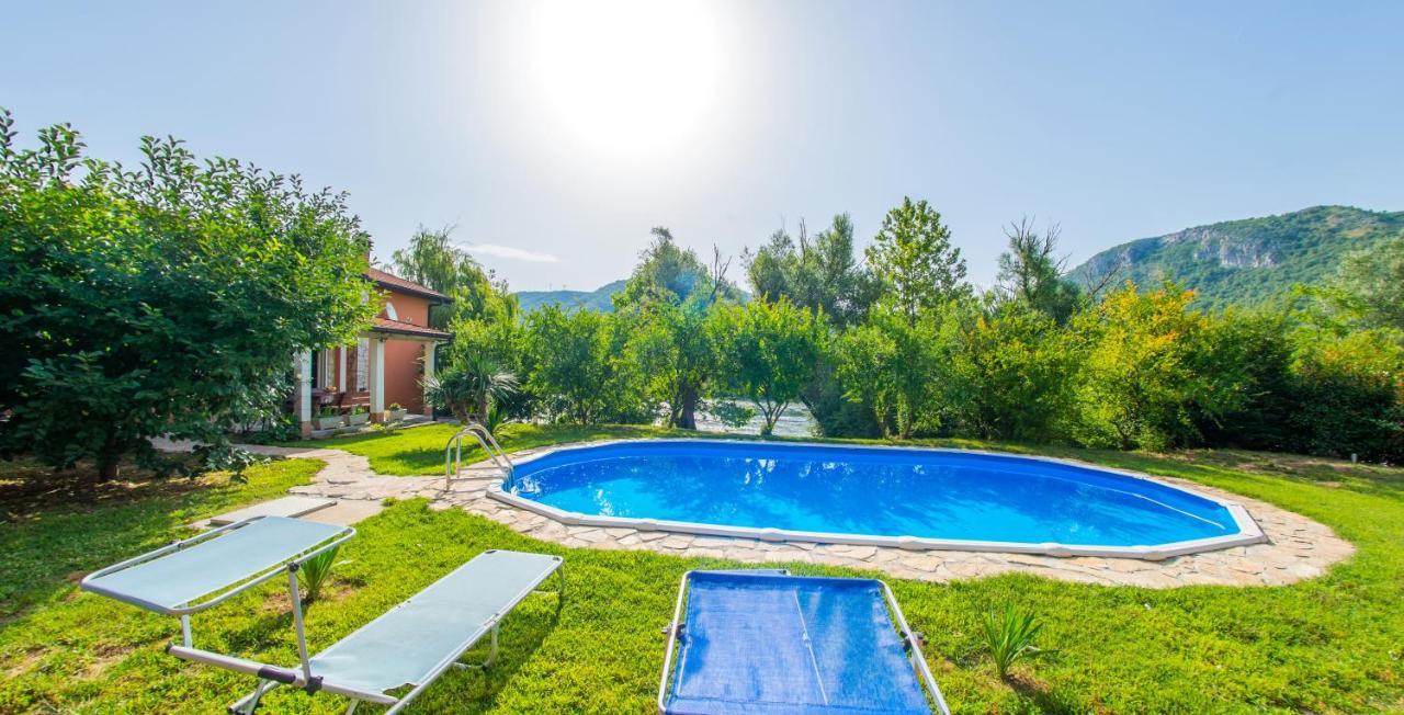 Holiday Home Narona Mostar Exteriör bild