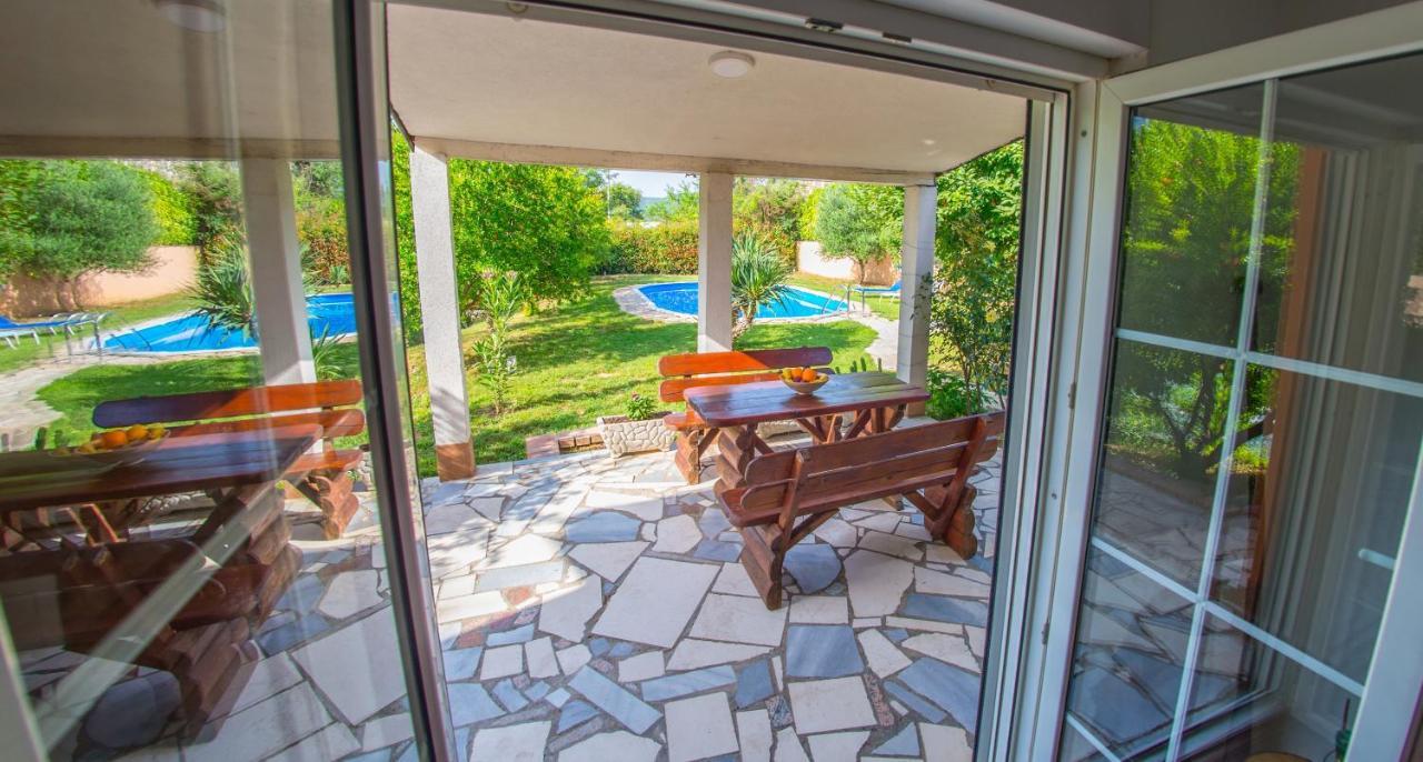 Holiday Home Narona Mostar Exteriör bild