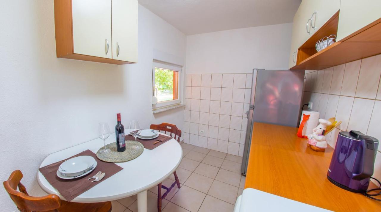 Holiday Home Narona Mostar Exteriör bild