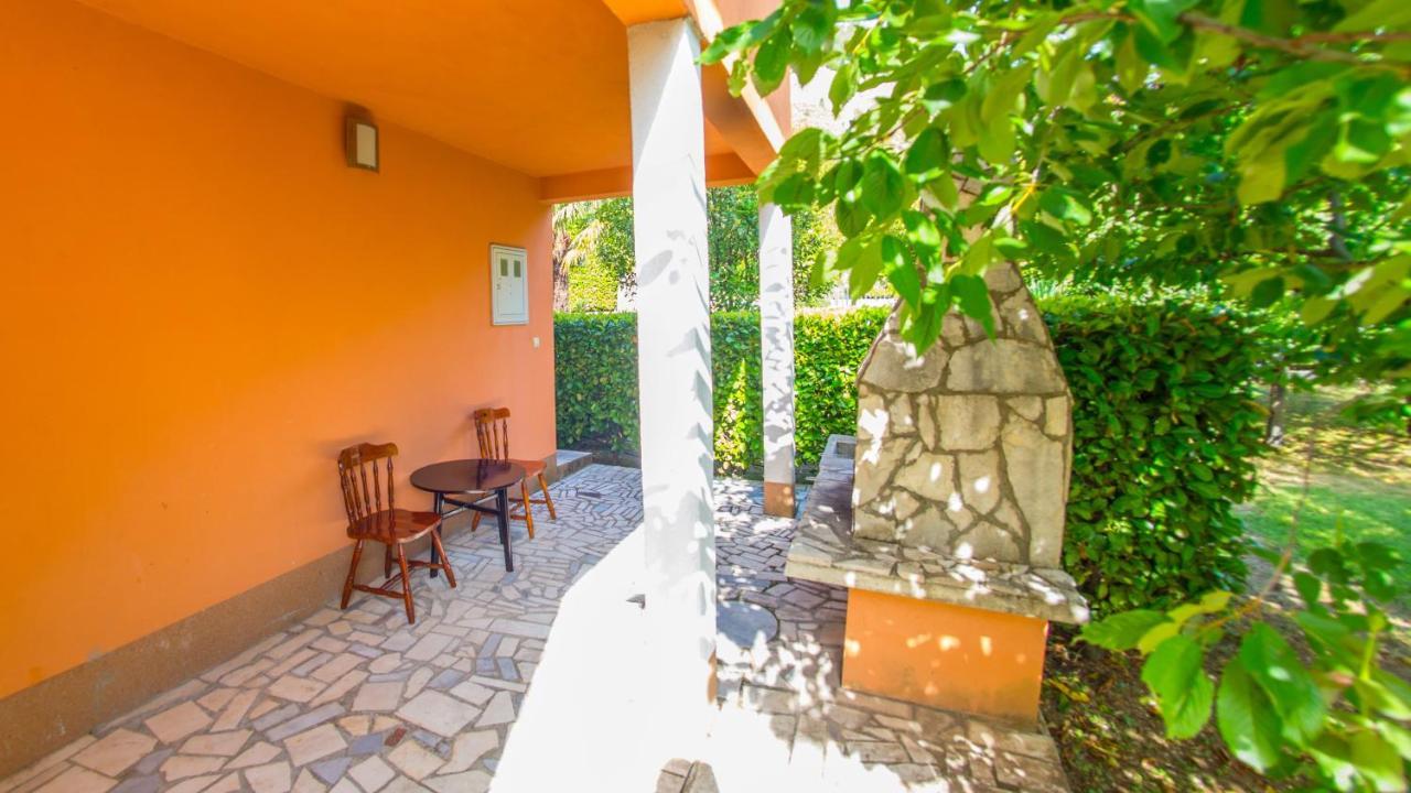 Holiday Home Narona Mostar Exteriör bild